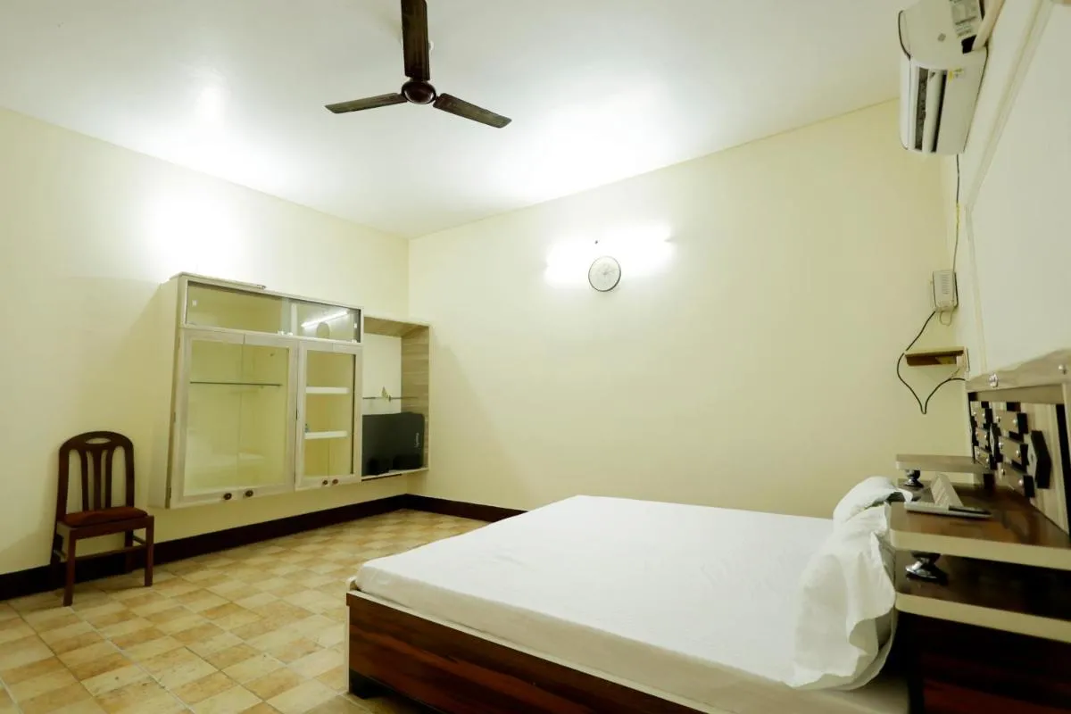 Image 3 of 2 Room and Kitchen Furnished Set-up Near Benaras Railway Station