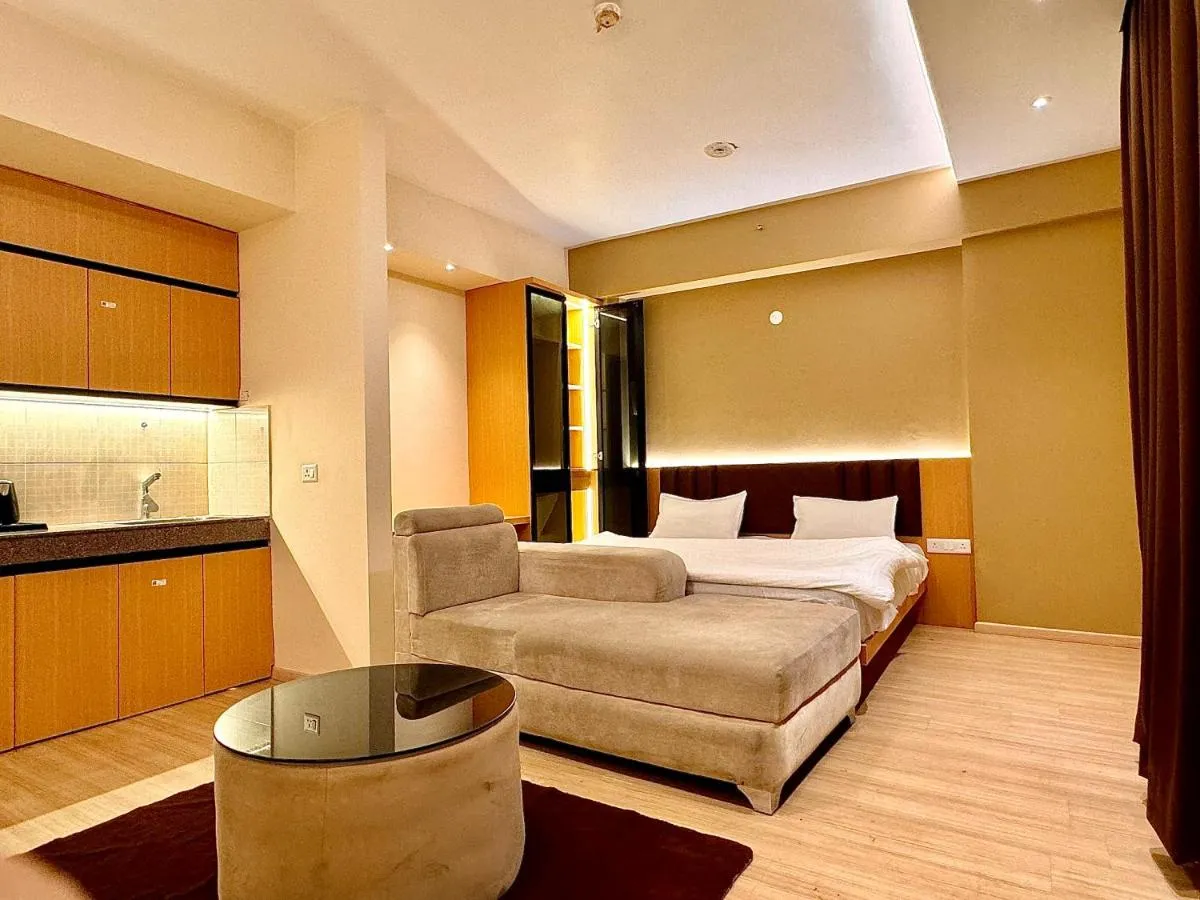Image 1 of ARMERIA STAY DLF MY PAD