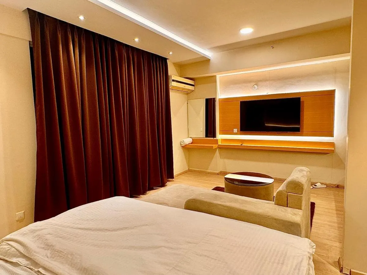Image 4 of ARMERIA STAY DLF MY PAD