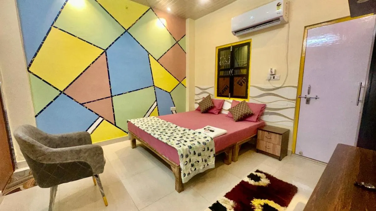 Image of Aadhish Homestay – A COZY ROOM !!