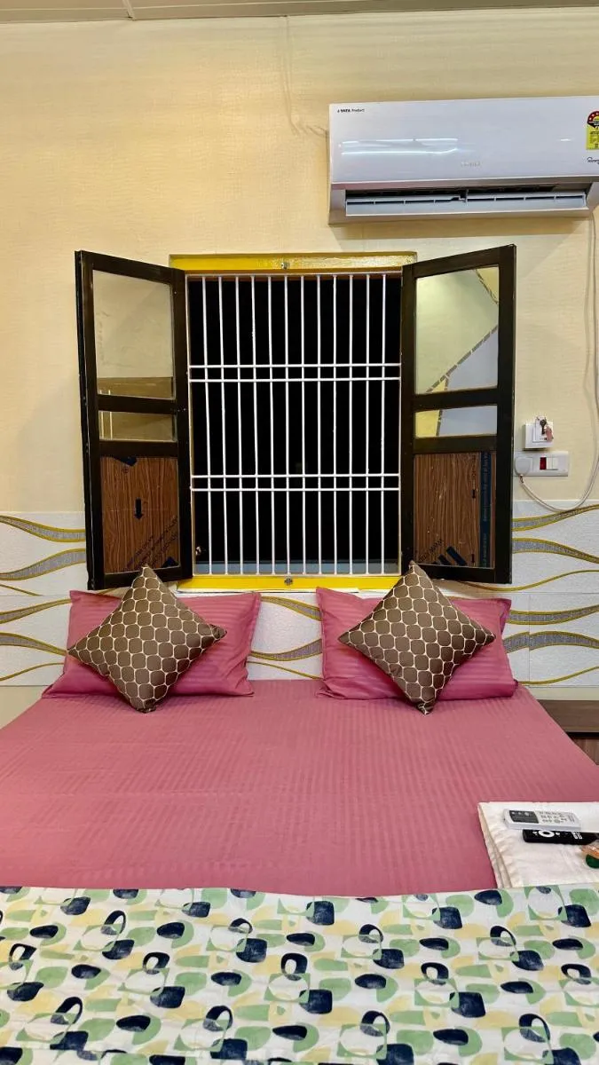 Image 3 of Aadhish Homestay – A COZY ROOM !!