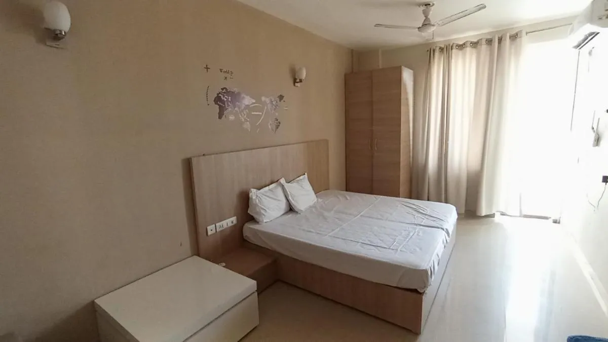 Image 5 of Ac Beautiful Luxury stay in Omaxe Vrindavan Jai bankebihariji by Shishamare