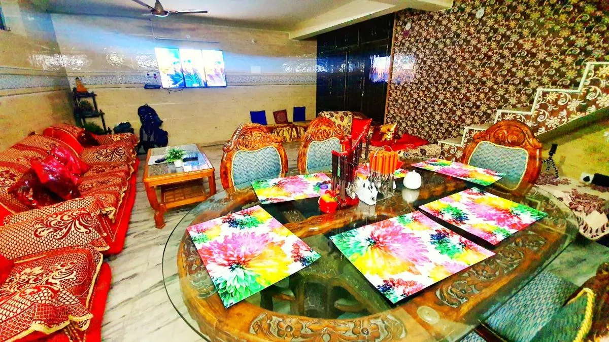 Image 3 of Anukampa Paying Guest House
