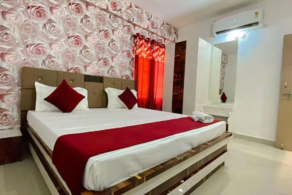 Image 1 of Carnival Stay – Premium homestay with wifi near ghat for families ONLY