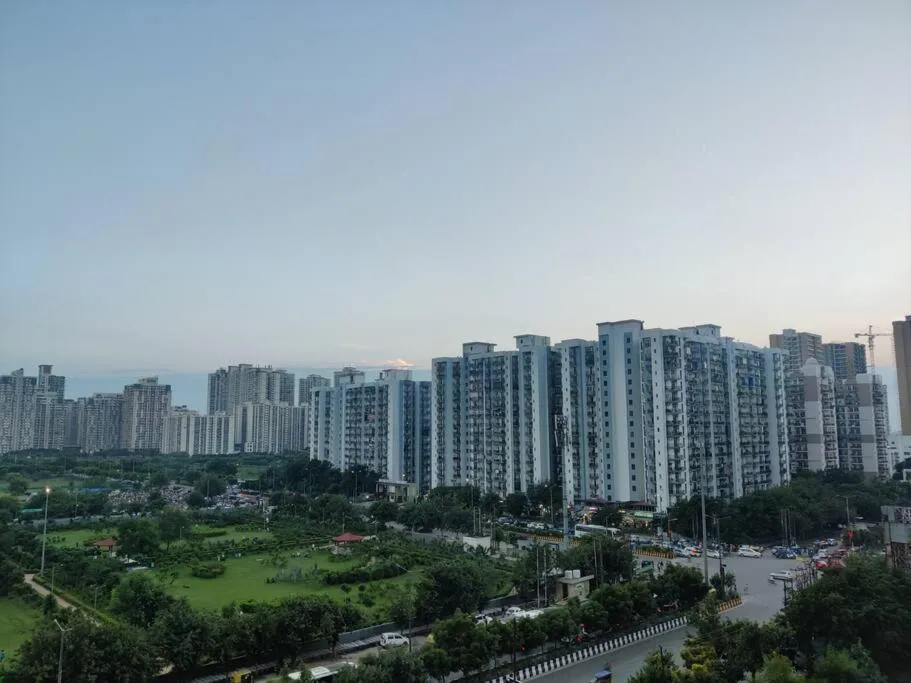 Image 2 of Chic Apartment#Couple Goal#High Rise#Balcony#condo