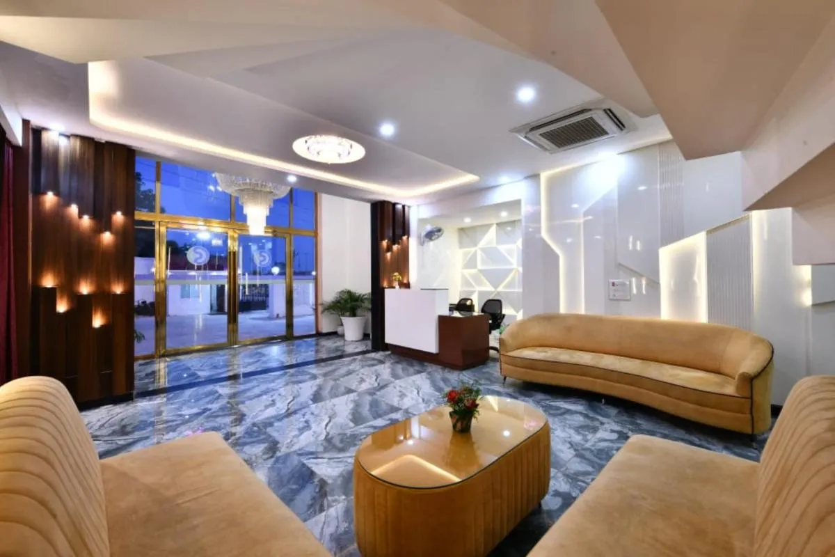 Image 2 of Click Hotel Narayana