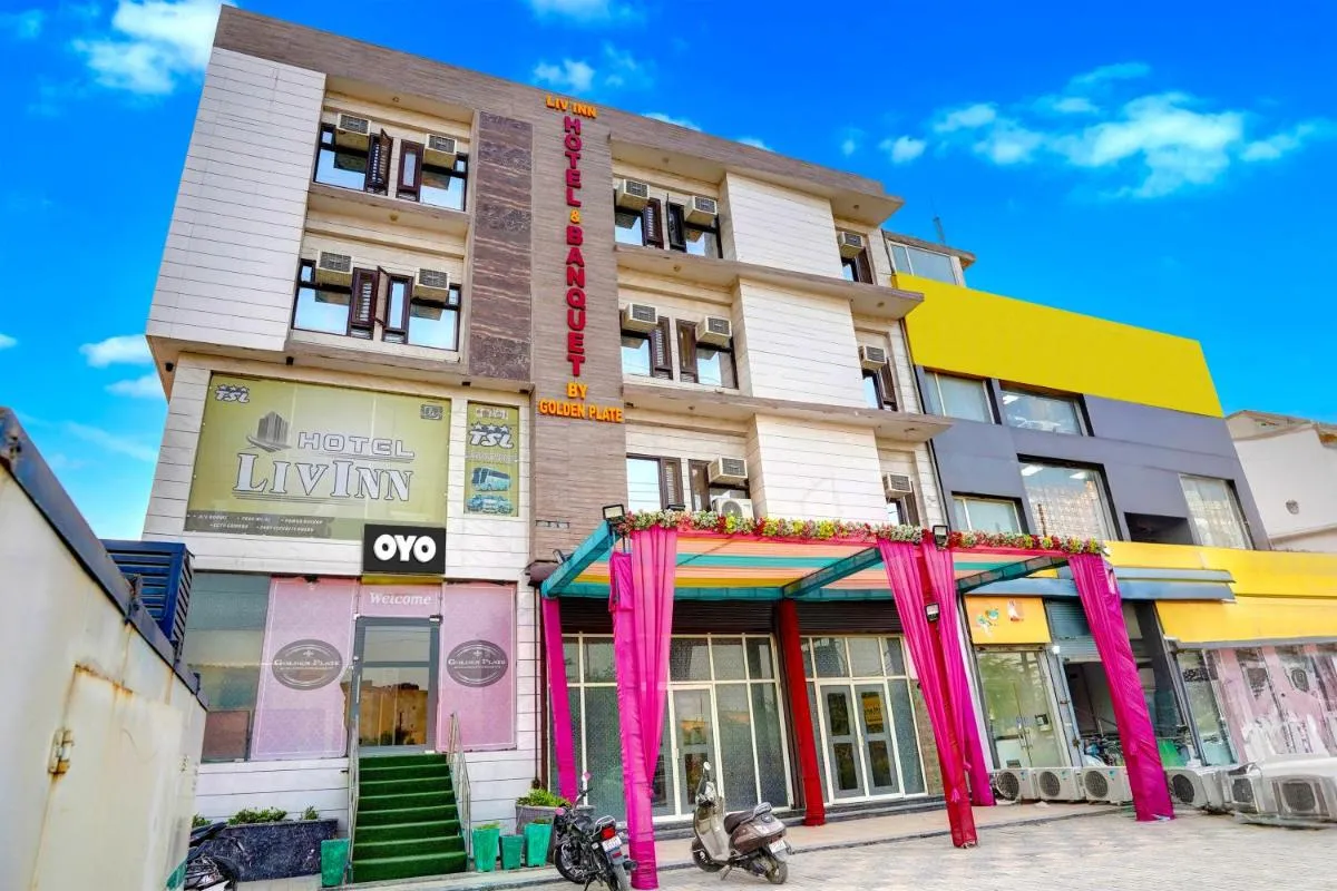 Image 2 of Collection O Hotel Liv Inn