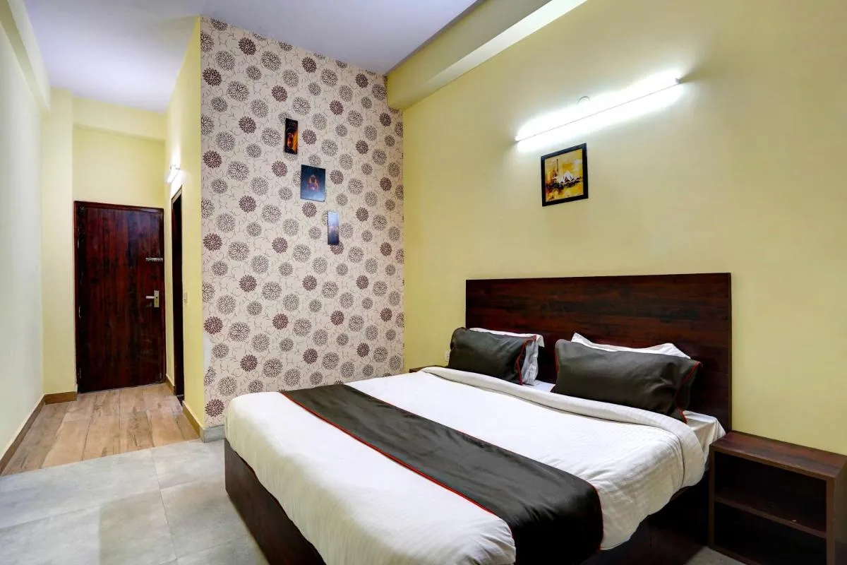 Image 4 of Collection O Hotel Liv Inn