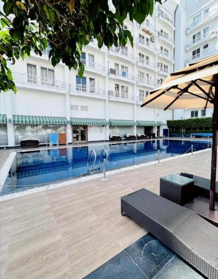 Image 3 of DLF Stay