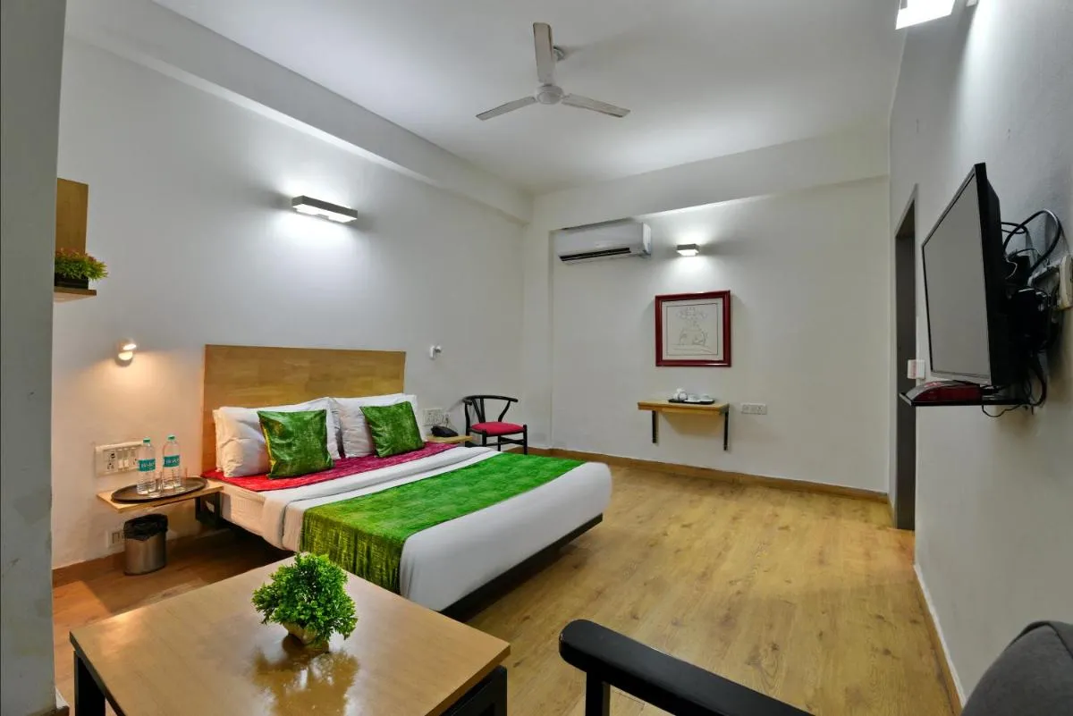 Image 6 of Divine Inn Couple Friendly Hotel near Sector 51 Metro Station