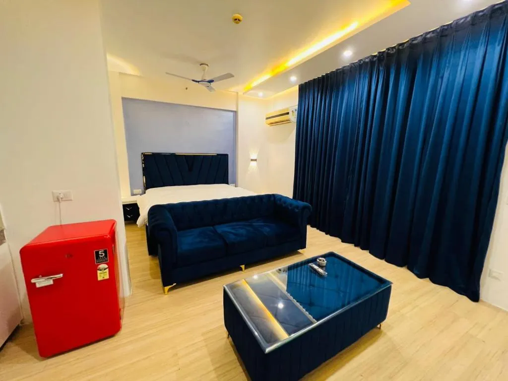 Image of EzyStay Boutique Suites