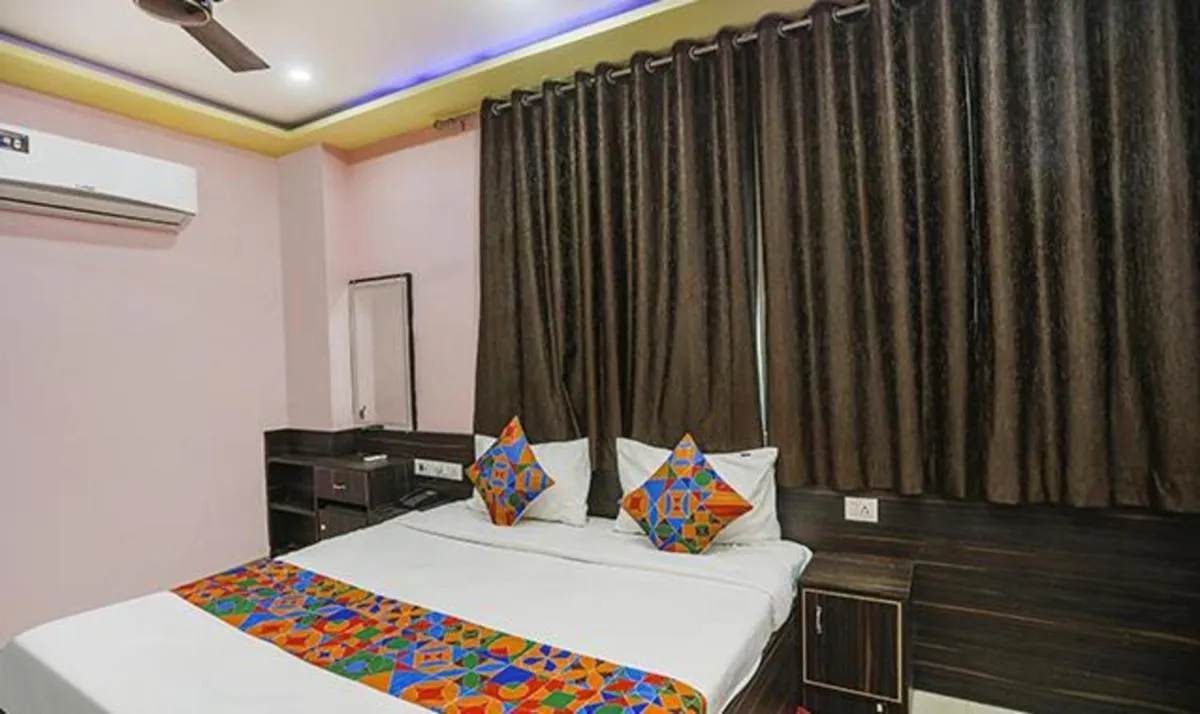 Image 1 of FabExpress Banarasi Kothi