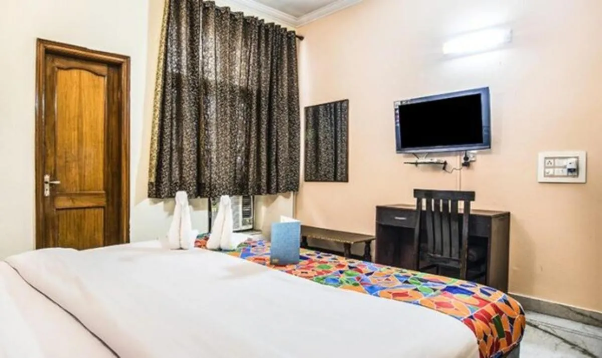 Image 4 of FabExpress IV Inn