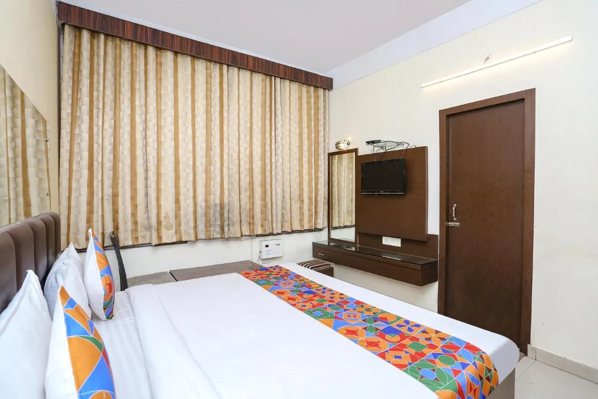 Image 4 of FabExpress Kanha Classic
