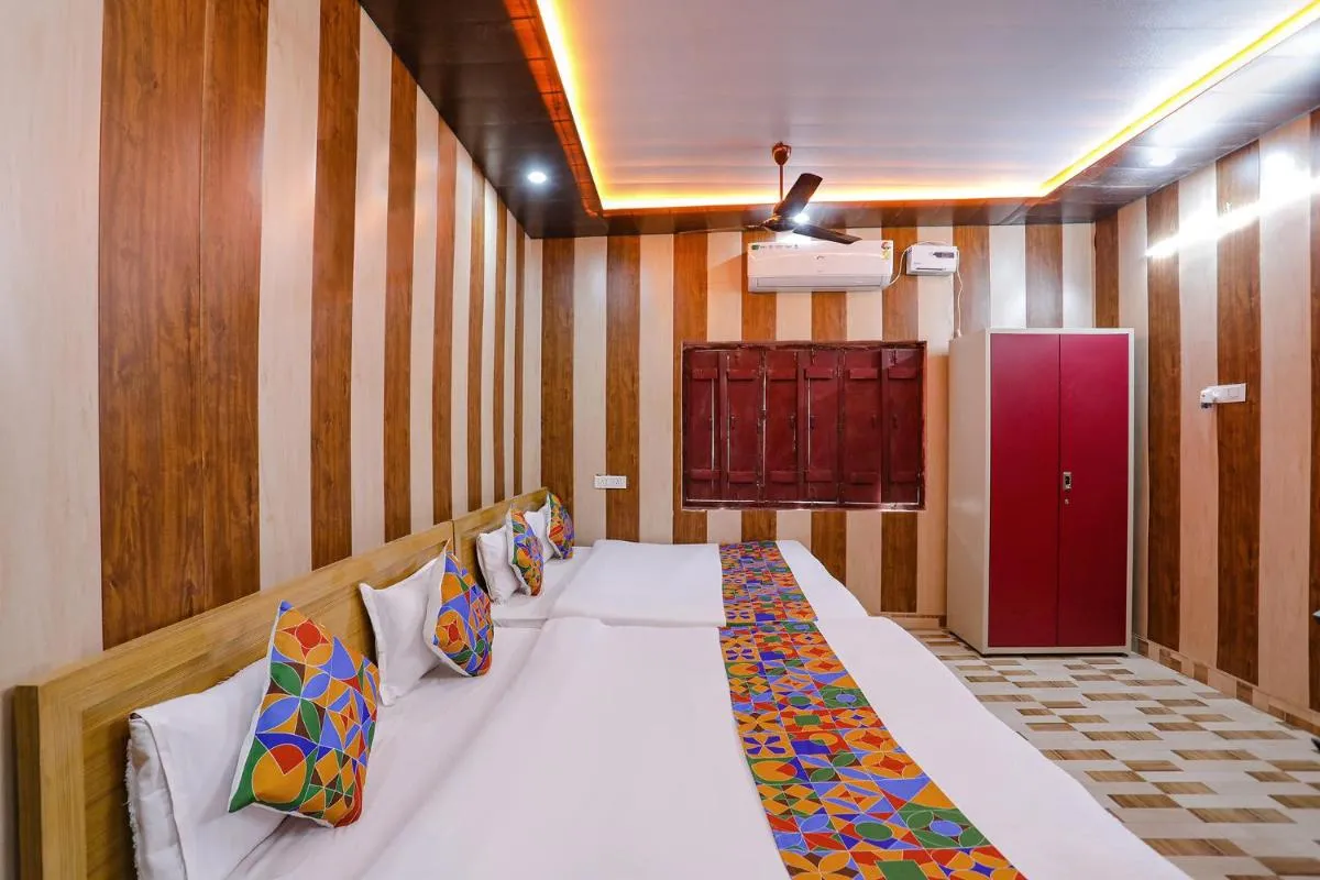 Image 4 of FabExpress Shree Ram Aadhar