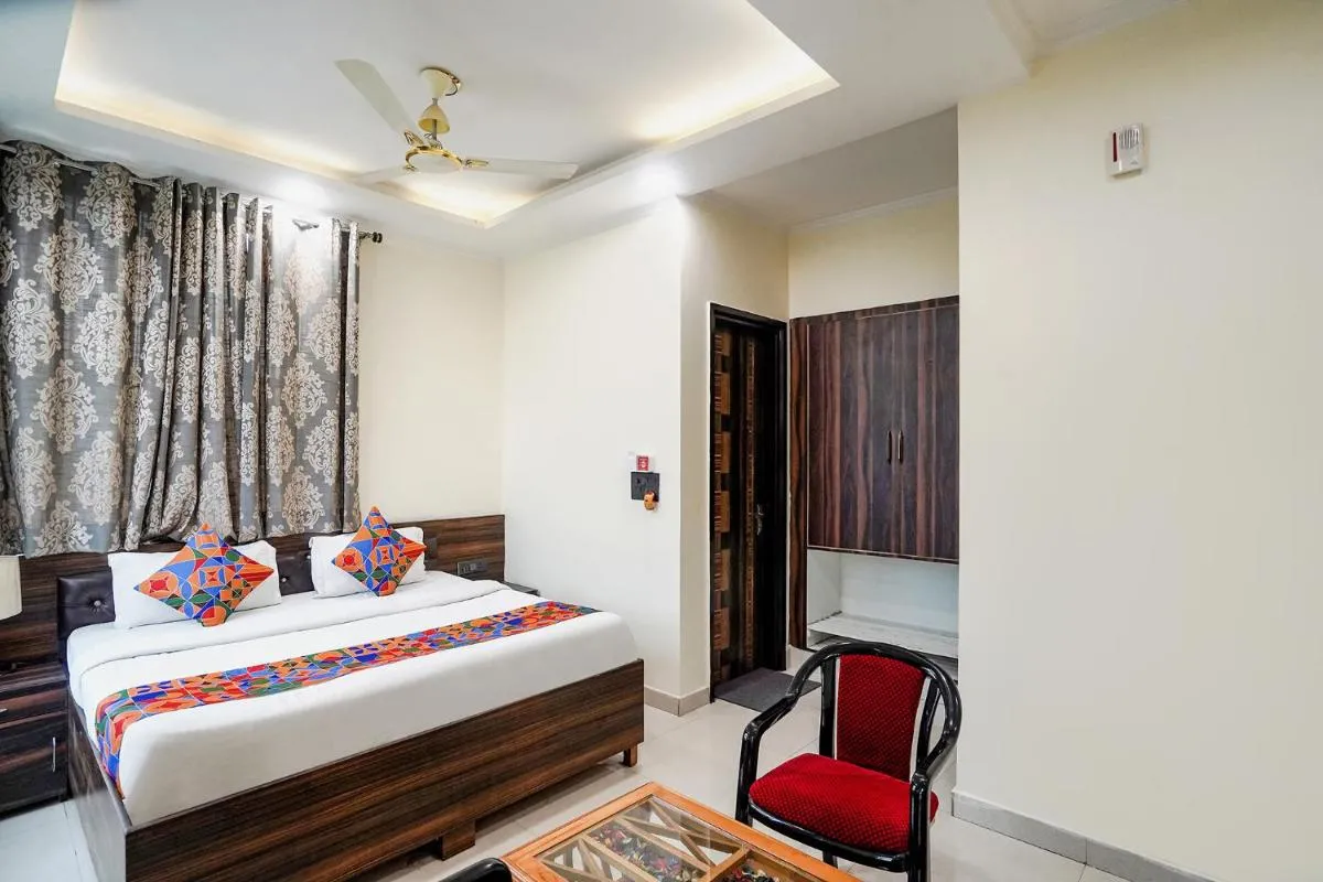 Image 2 of FabHotel 17 Suites