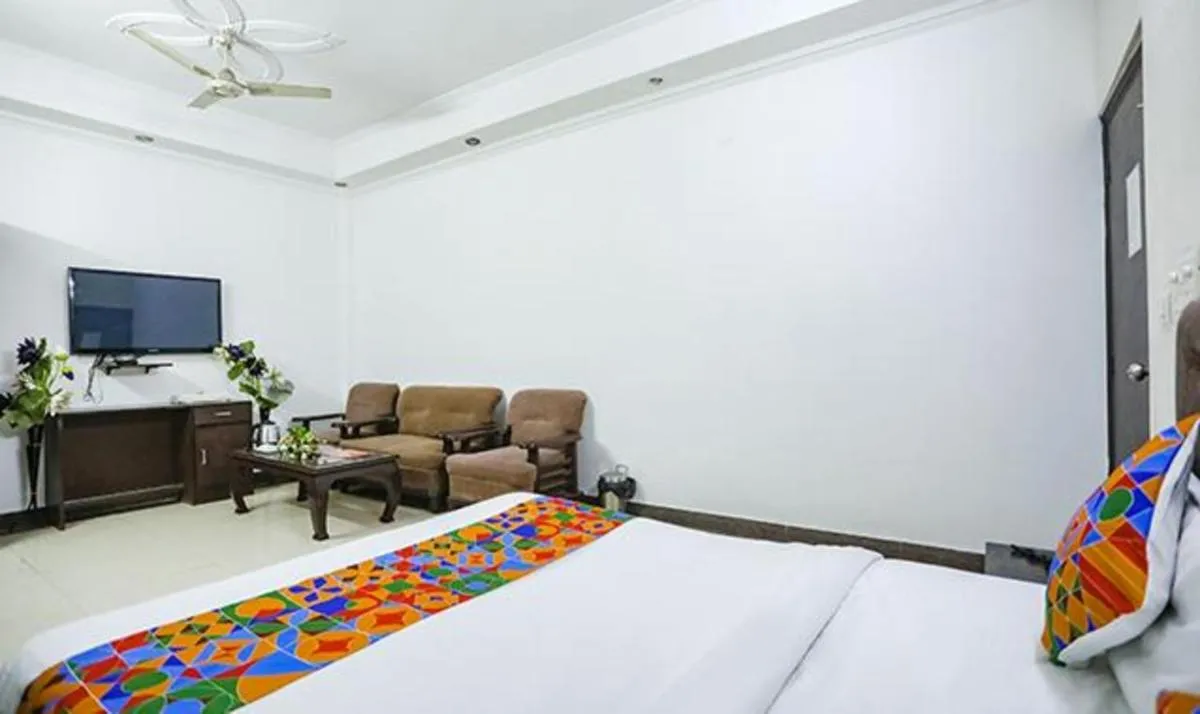 Image 4 of FabHotel F9 H Block Sector 51