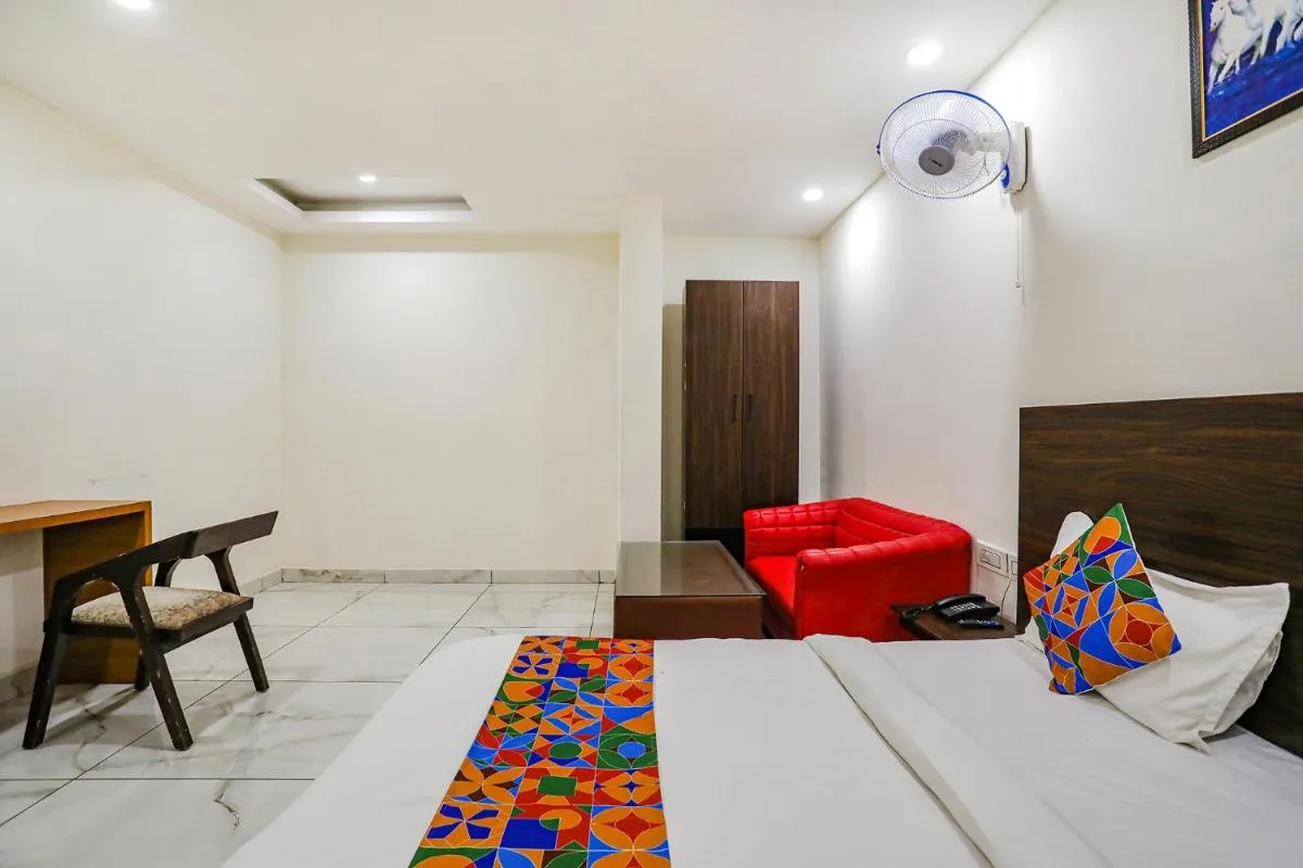 Image 4 of FabHotel Kinsfolk