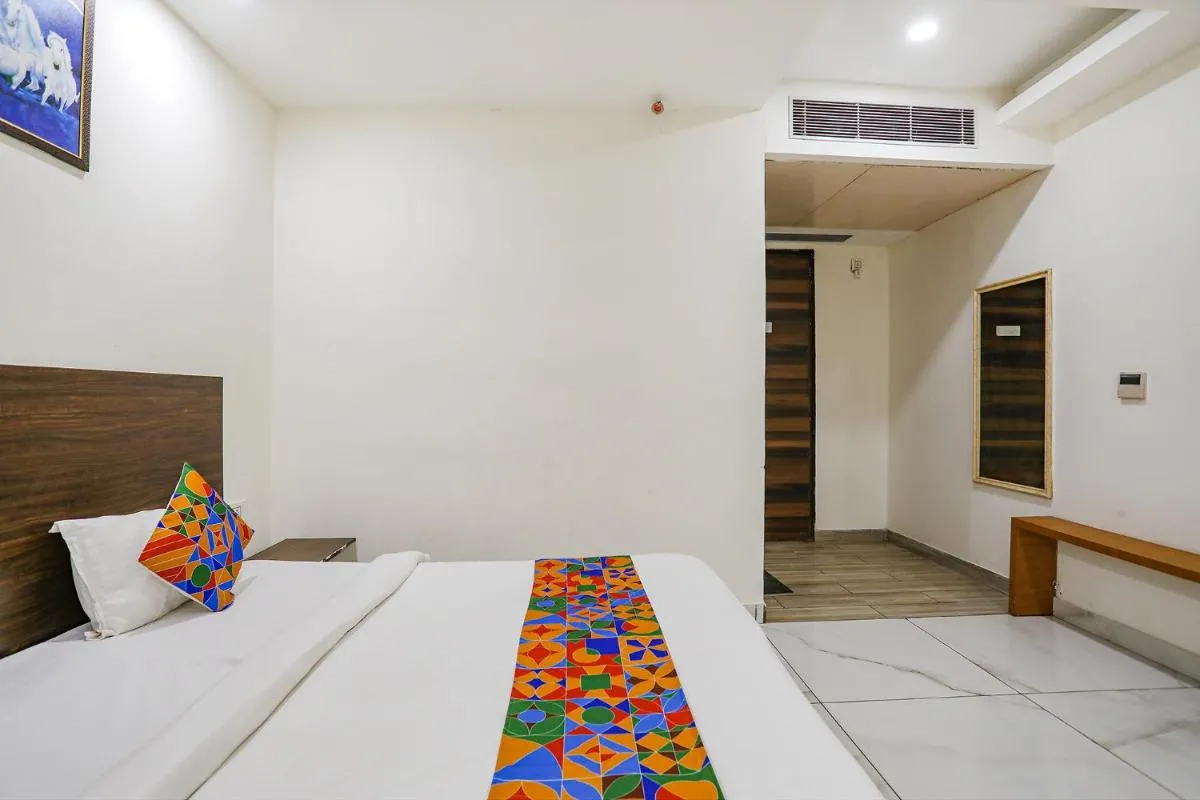 Image 3 of FabHotel Kinsfolk