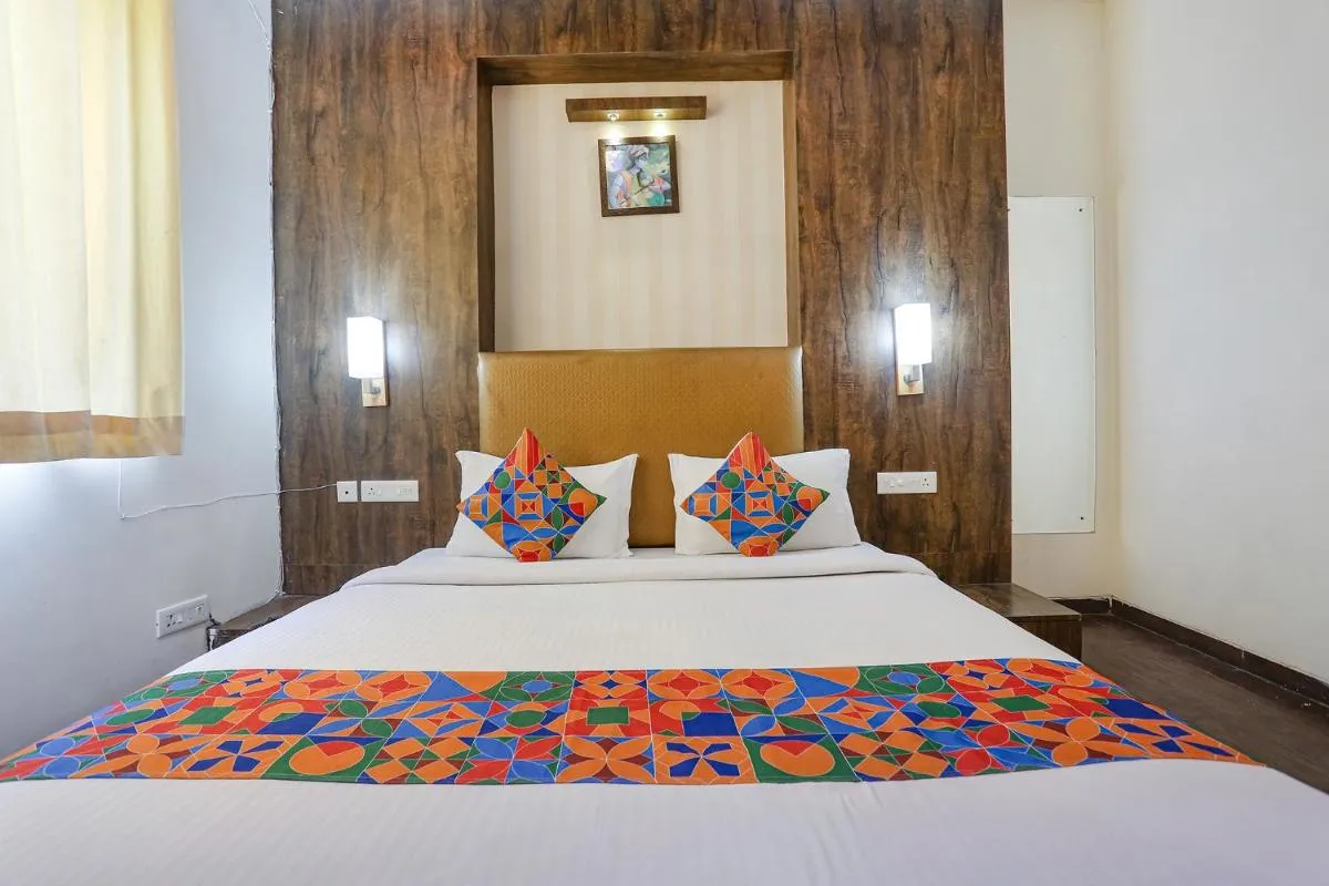 Image 3 of FabHotel MNG