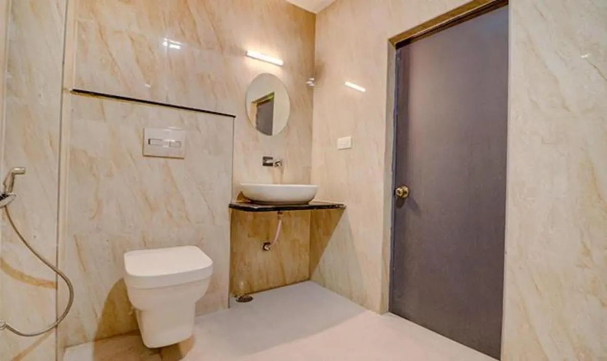 Image 5 of FabHotel Premium Kashi