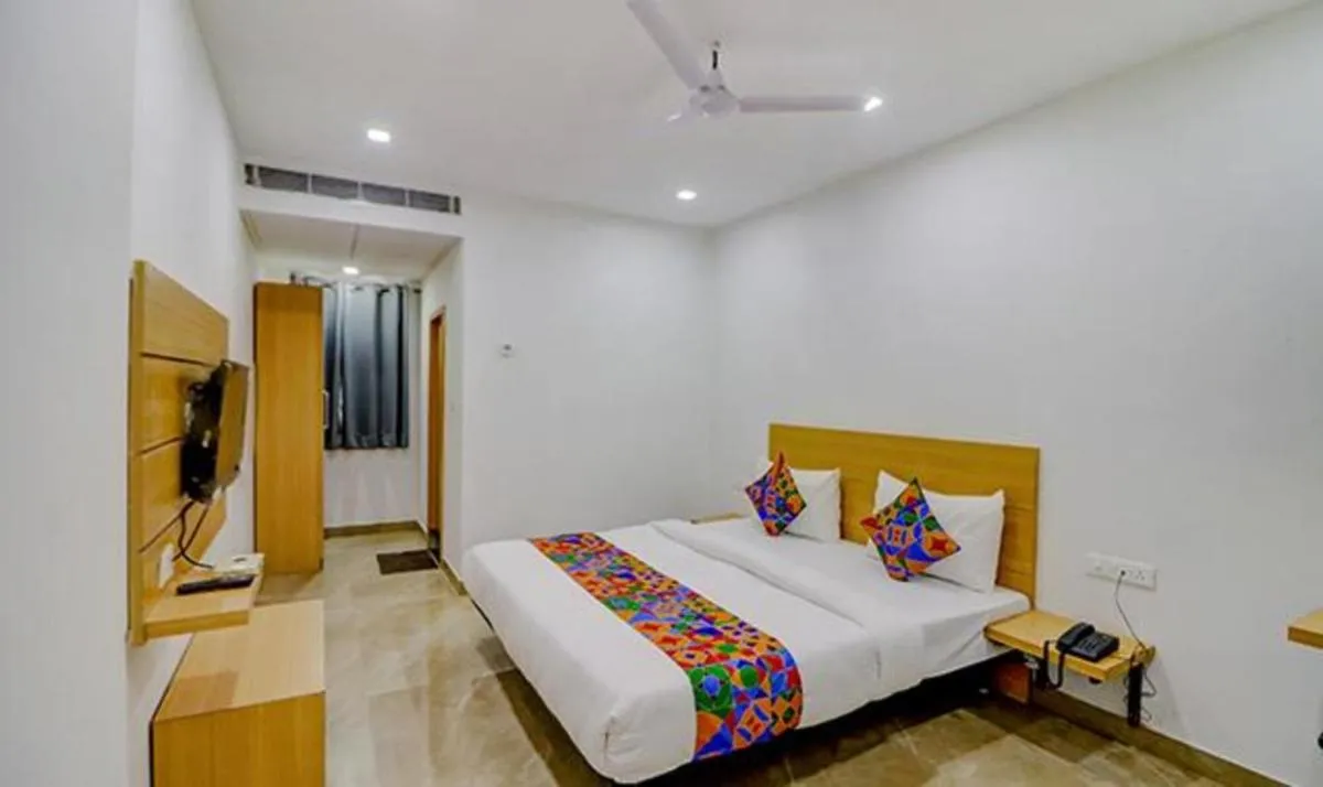 Image of FabHotel Premium Kashi