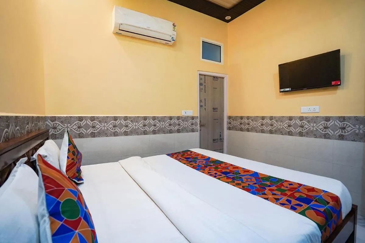 Image 3 of FabHotel SS Dham
