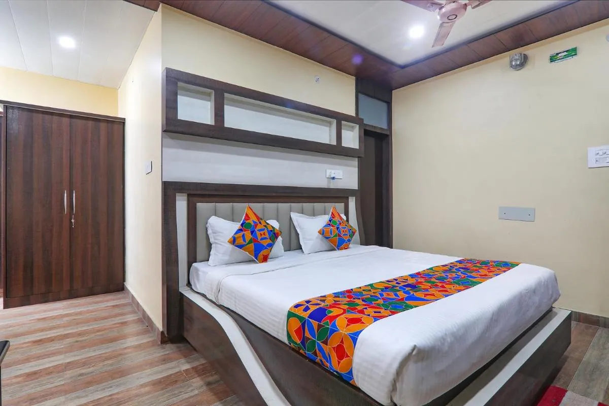 Image 2 of FabHotel Saumendra