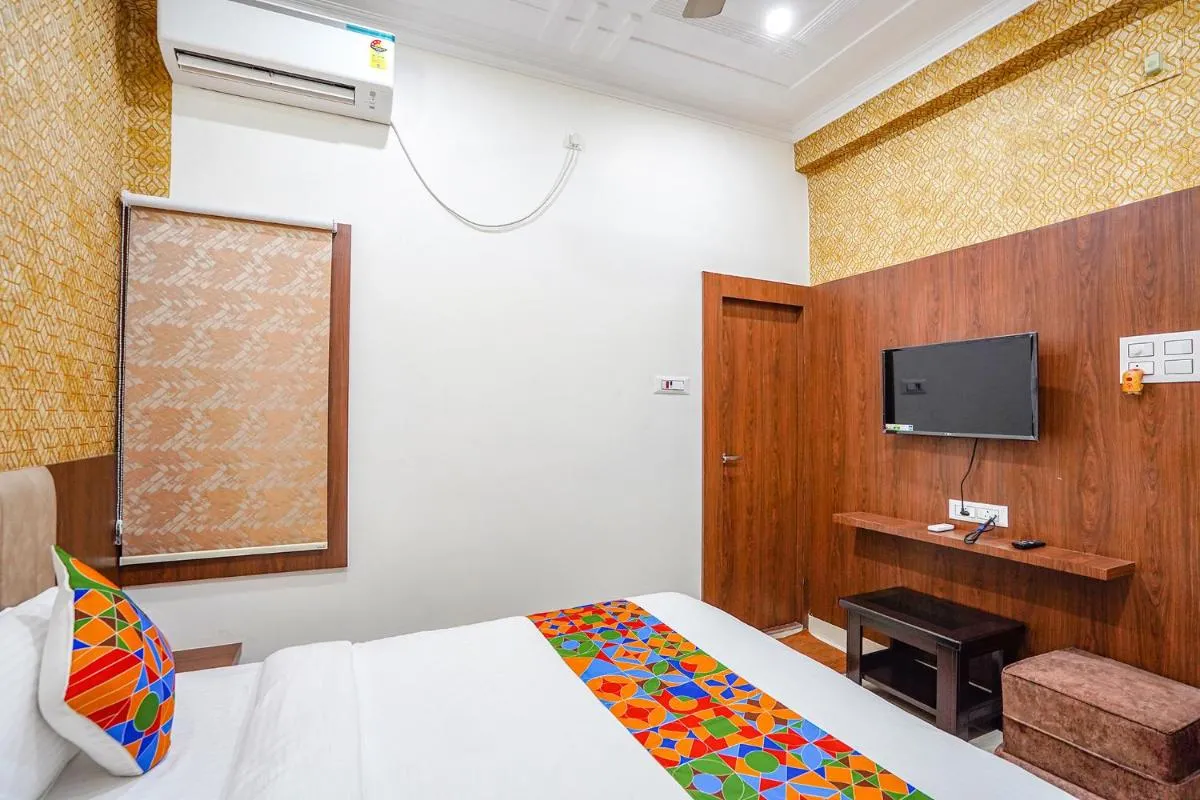Image 3 of FabHotel Siddhant