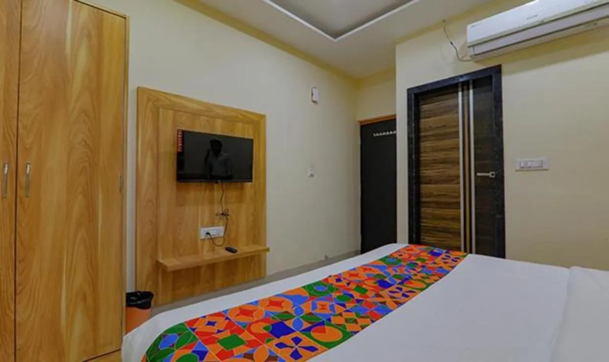 Image 6 of FabHotel Super 3 Premium