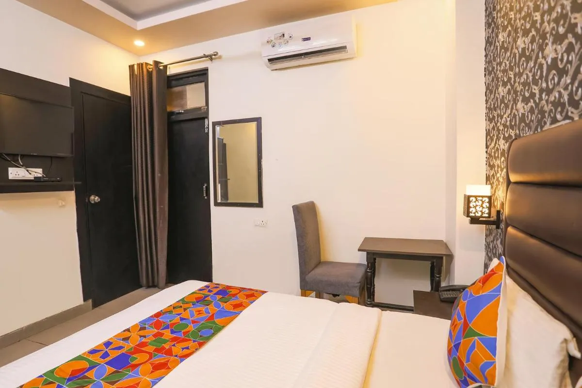 Image 5 of FabHotel The Diamond