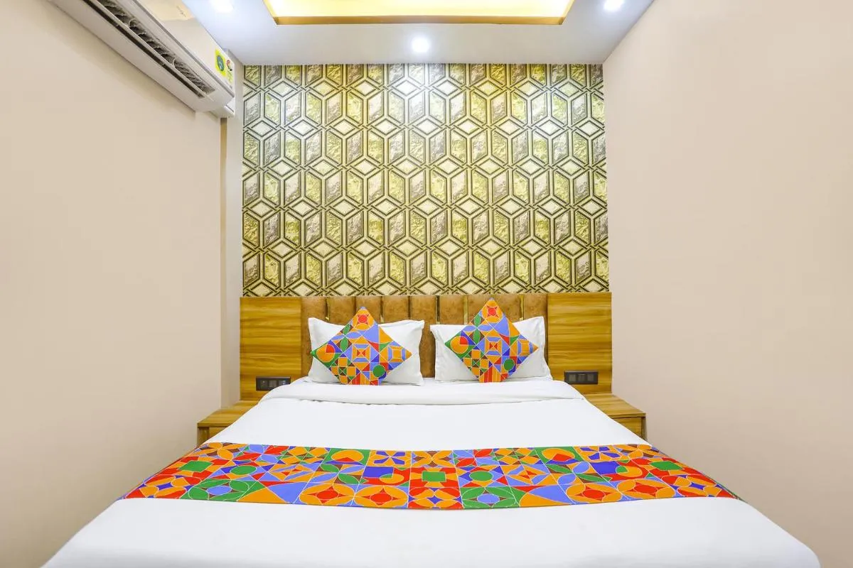 Image 1 of FabHotel The Palacio