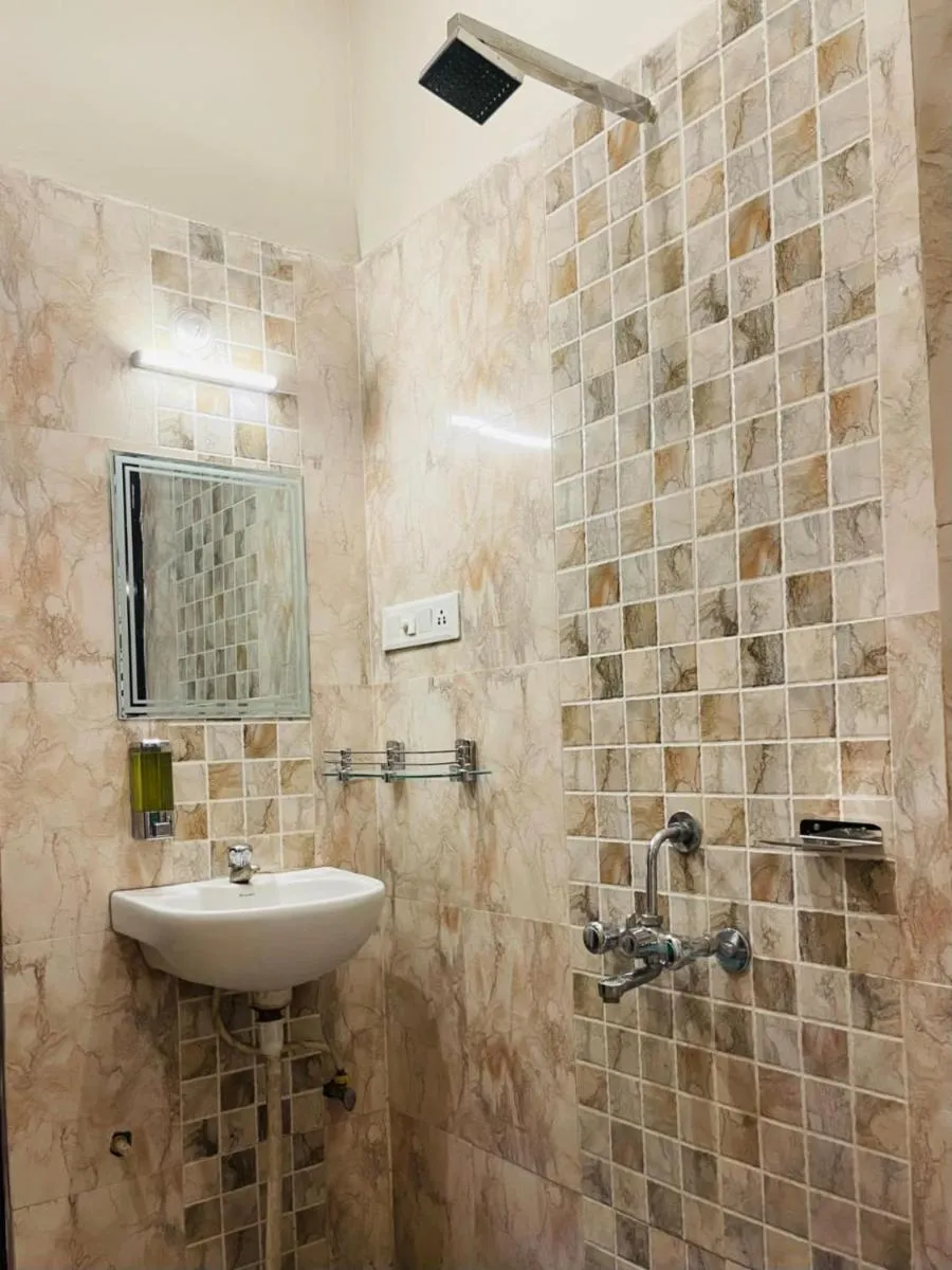 Image 3 of GRG Banaras Homestay Varanasi Near Shree Kaal Bhairav Temple 350m – Fully Air-Conditioned