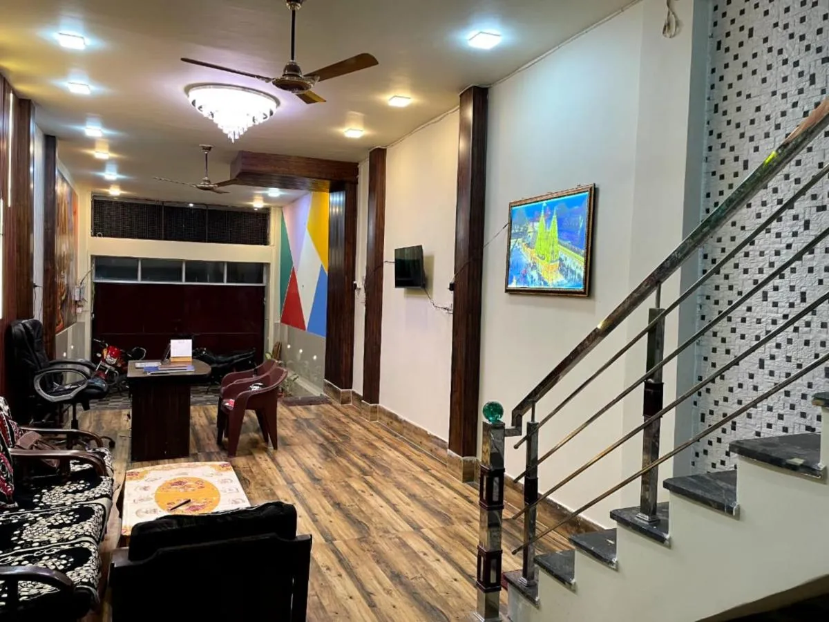 Image 1 of GRG Four Season Guest House Varanasi