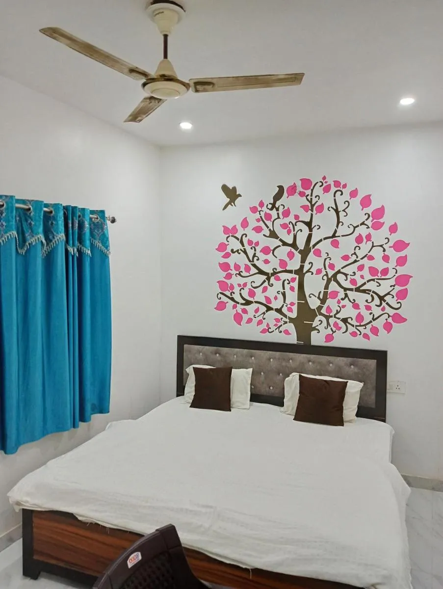 Image 3 of GRG Four Season Guest House Varanasi