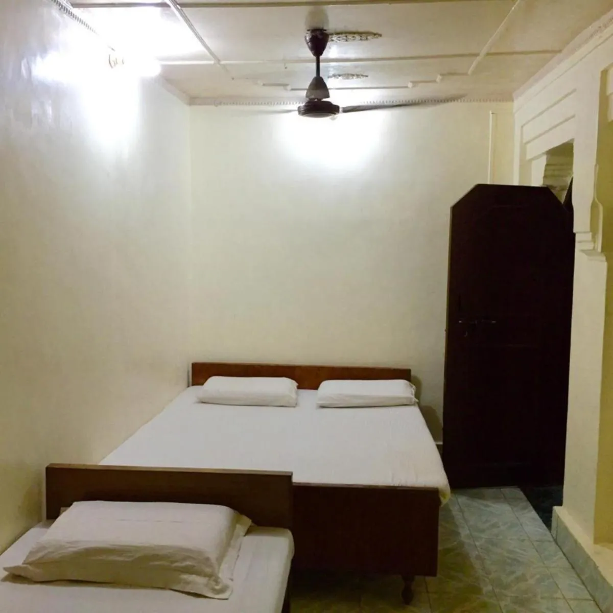Image 5 of GRG Shanti Guest House Varanasi Near Manikarnika Ghat