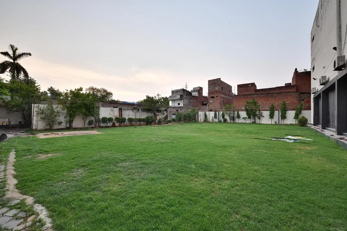 Image 5 of GenX Mirzapur