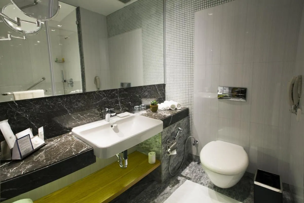 Image 2 of Golden Tulip Vasundhara