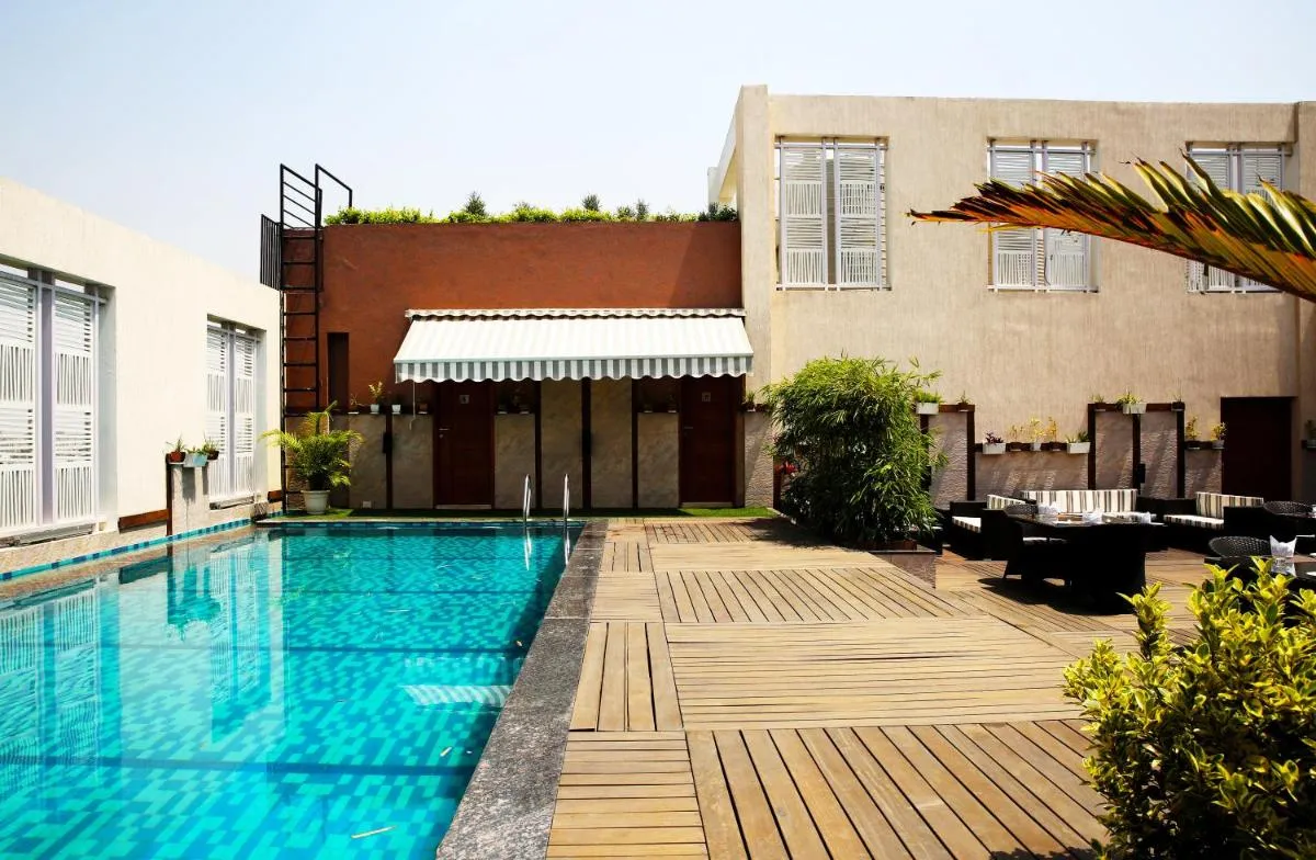 Image 3 of Golden Tulip Vasundhara