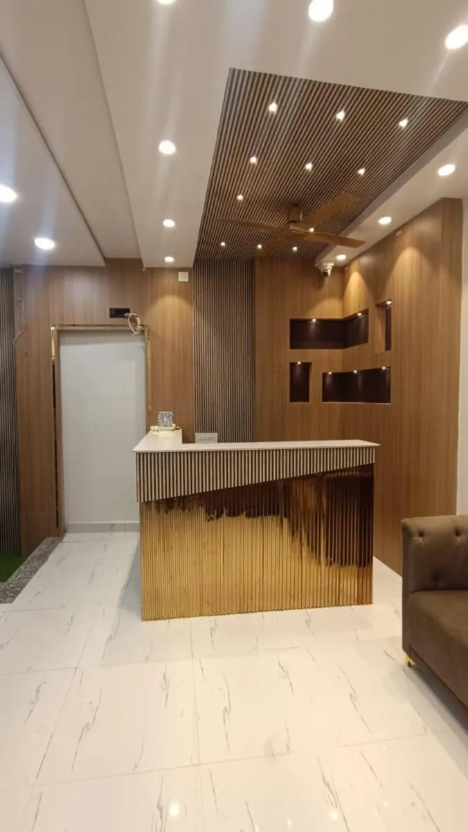 Image 3 of Goroomgo BNK Grand Varanasi – Ganga River 100m