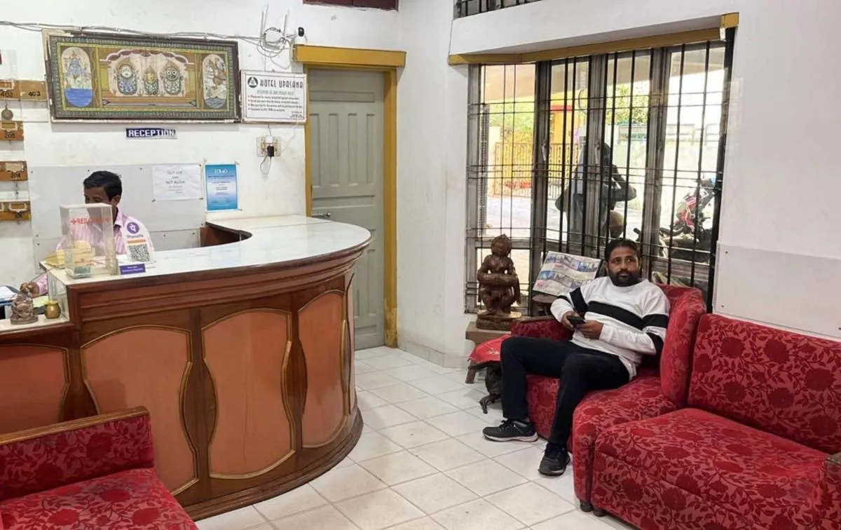 Image 2 of Goroomgo Gautam Garden Varanasi – Best Location & Parking Facilities