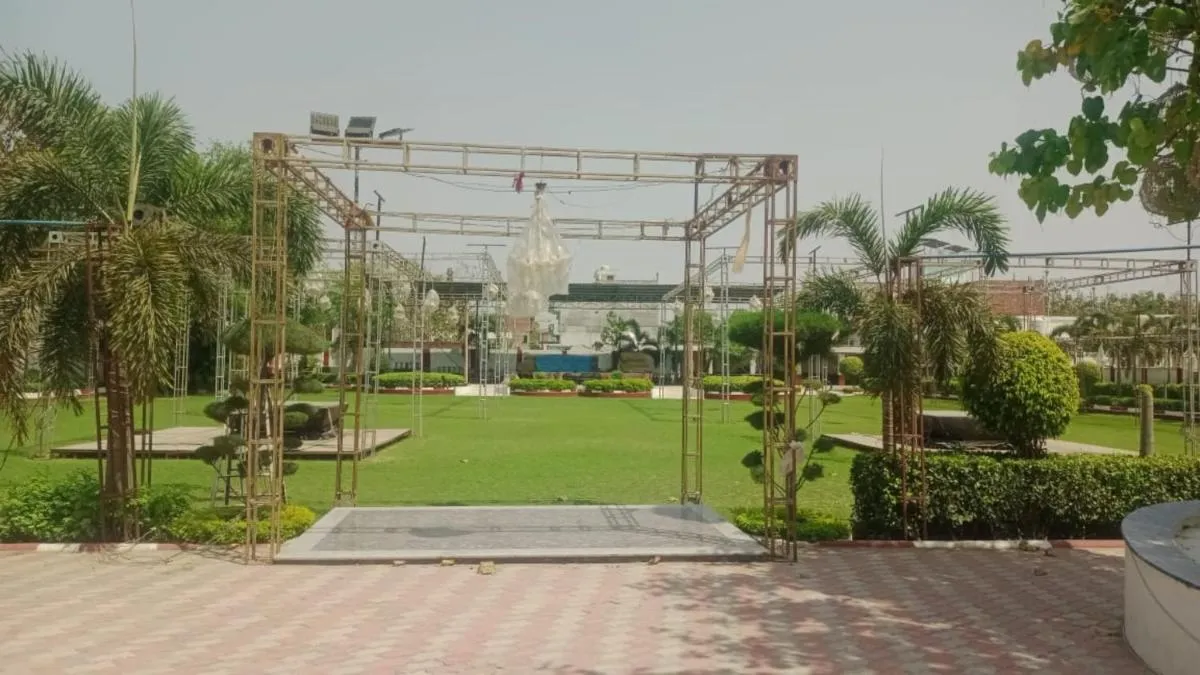 Image 1 of Goroomgo Gautam Garden Varanasi – Best Location & Parking Facilities