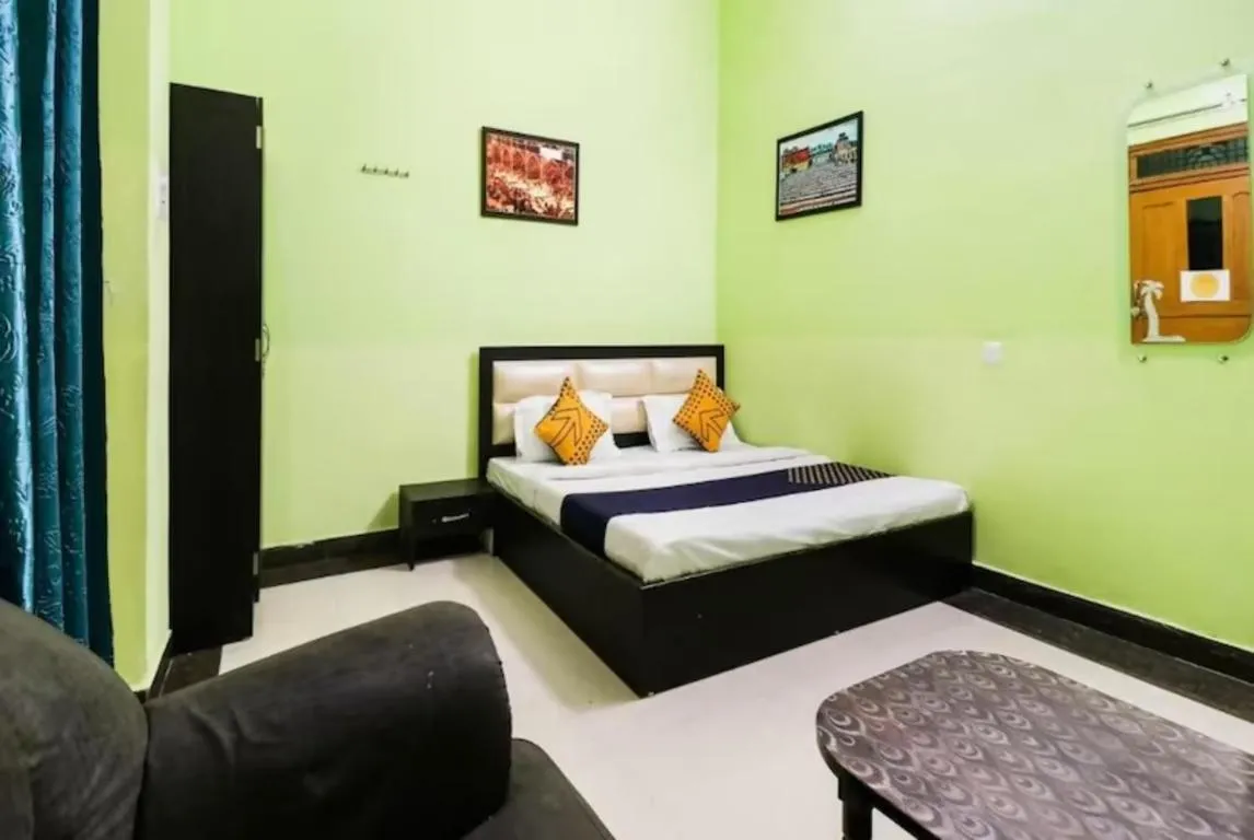 Image of Goroomgo HR Guest House Varanasi Near Kashi Vishwanath Temple & Ghat – Best Hotel In Varanasi