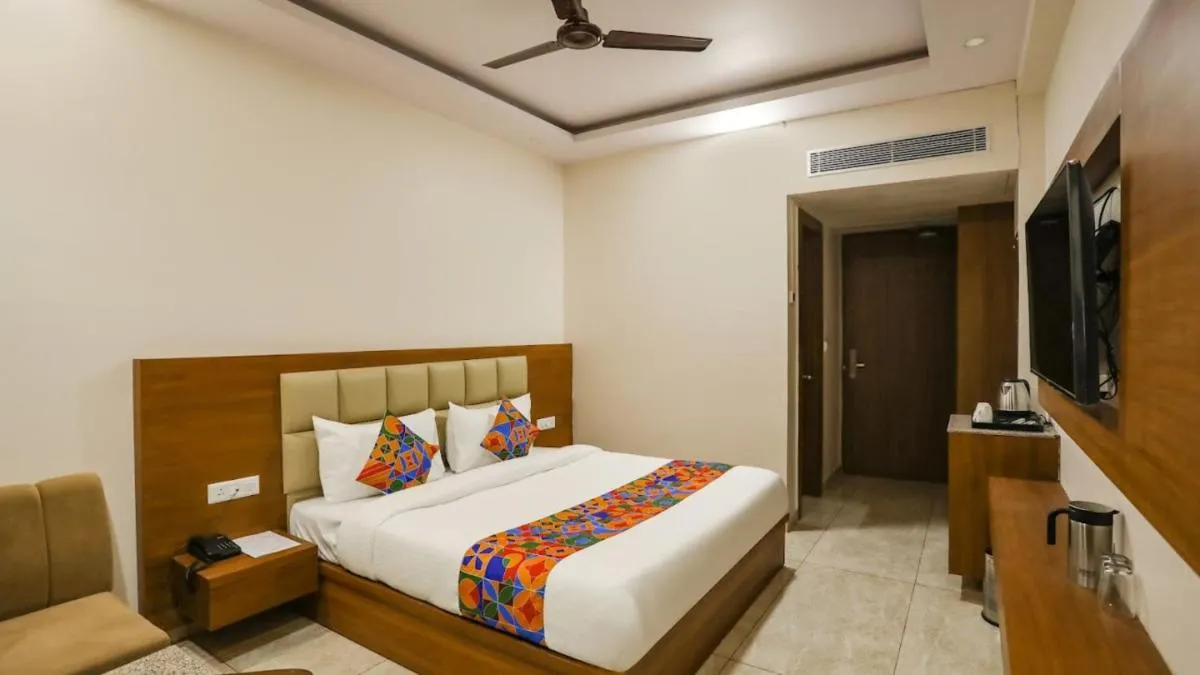 Image of Goroomgo Hotel Amansara Lucknow