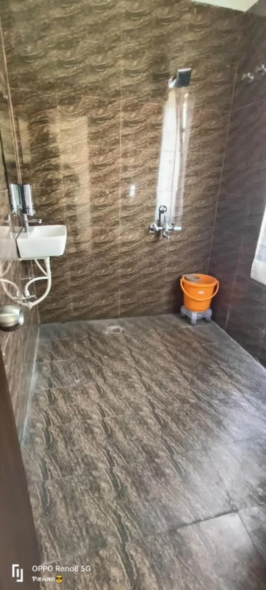 Image 6 of Goroomgo Hotel Imperial Varanasi – Family Friendly with Luxury Room – Near Kashi Vishwanath Temple and Ganga Ghat – Excellent Customer Service Awarded