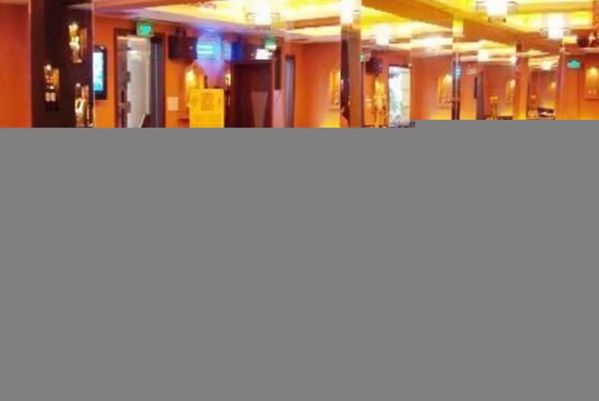 Image 3 of Goroomgo Hotel New Ashiyana Palace Varanasi Near Railway Station 400m