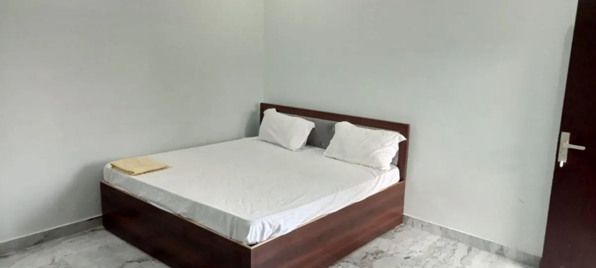 Image of Goroomgo Hotel Raghubir Nikunj Homestay Ayodhya