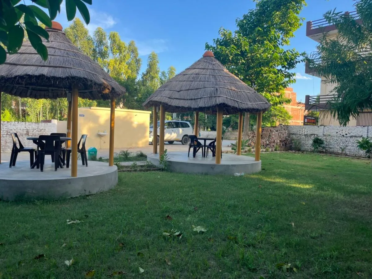 Image 5 of Goroomgo Hotel Shree Raj Luxury Homestay Ayodhya