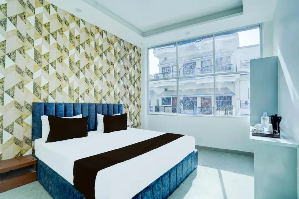 Image 1 of Goroomgo Hotel Sidhi Vinayak Inn -Enjoy free Wifi – free Parking And Housekeeping Facilities- Restaurent Available