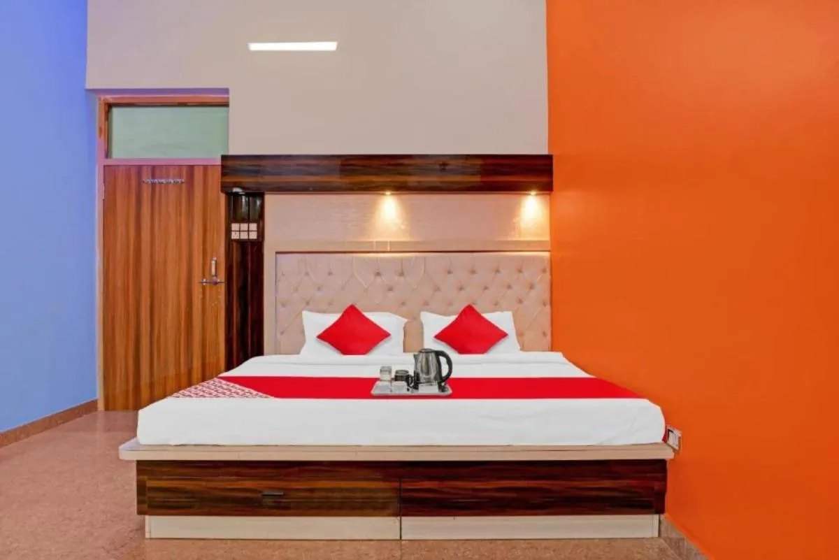 Image 1 of Goroomgo Luxury JSB Palace Varanasi